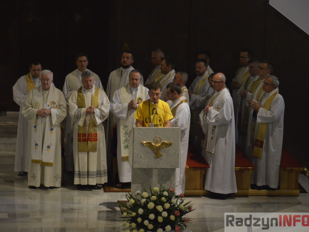 Ruszyli przed oblicze Matki Bożej