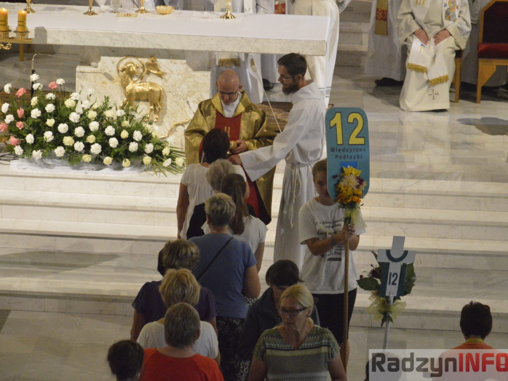Ruszyli przed oblicze Matki Bożej