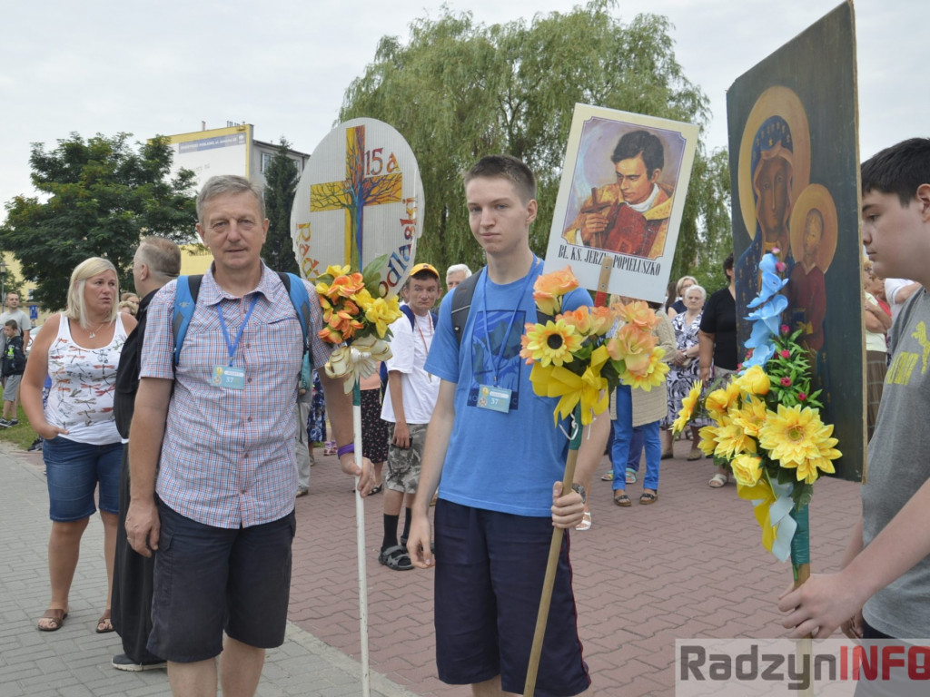 Ruszyli przed oblicze Matki Bożej