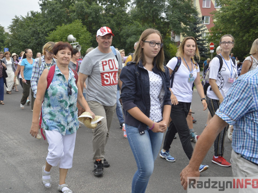 Ruszyli przed oblicze Matki Bożej