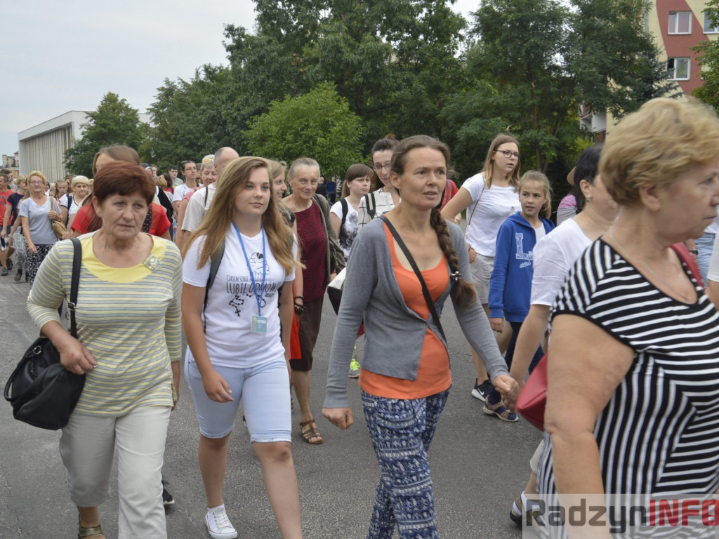 Ruszyli przed oblicze Matki Bożej