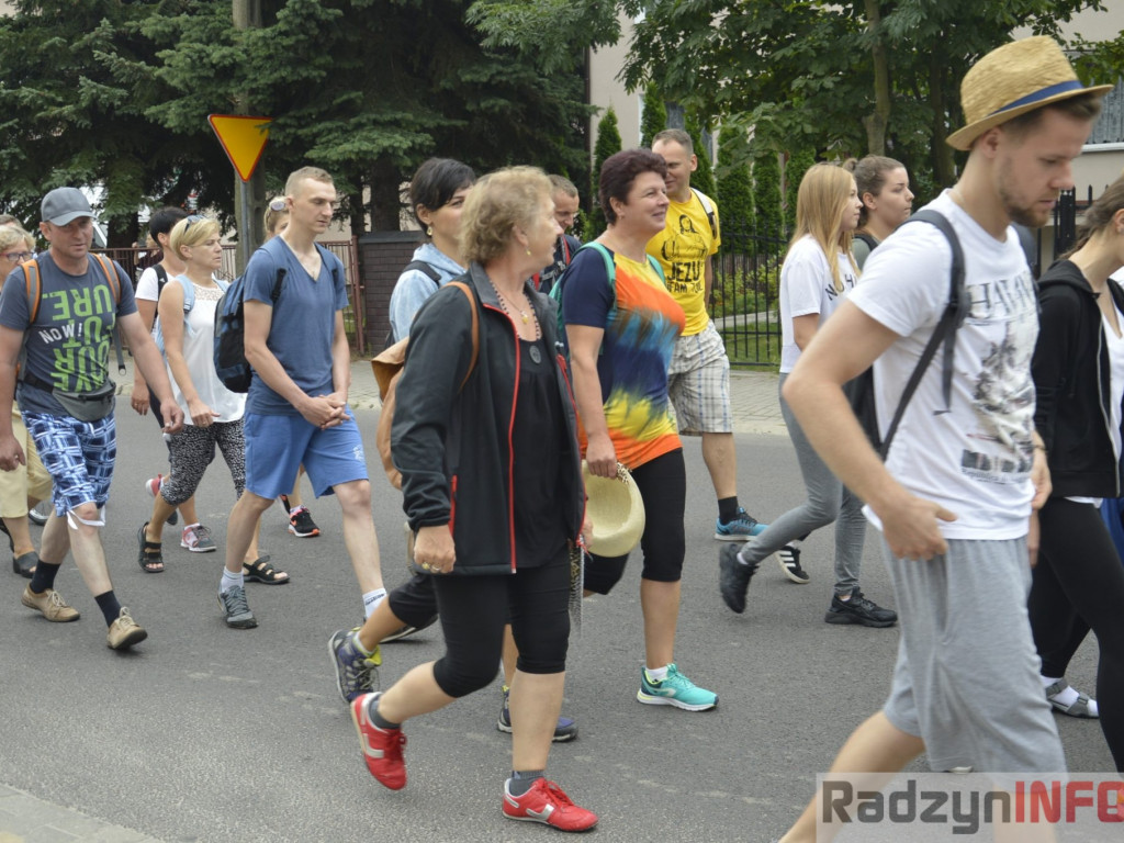 Ruszyli przed oblicze Matki Bożej
