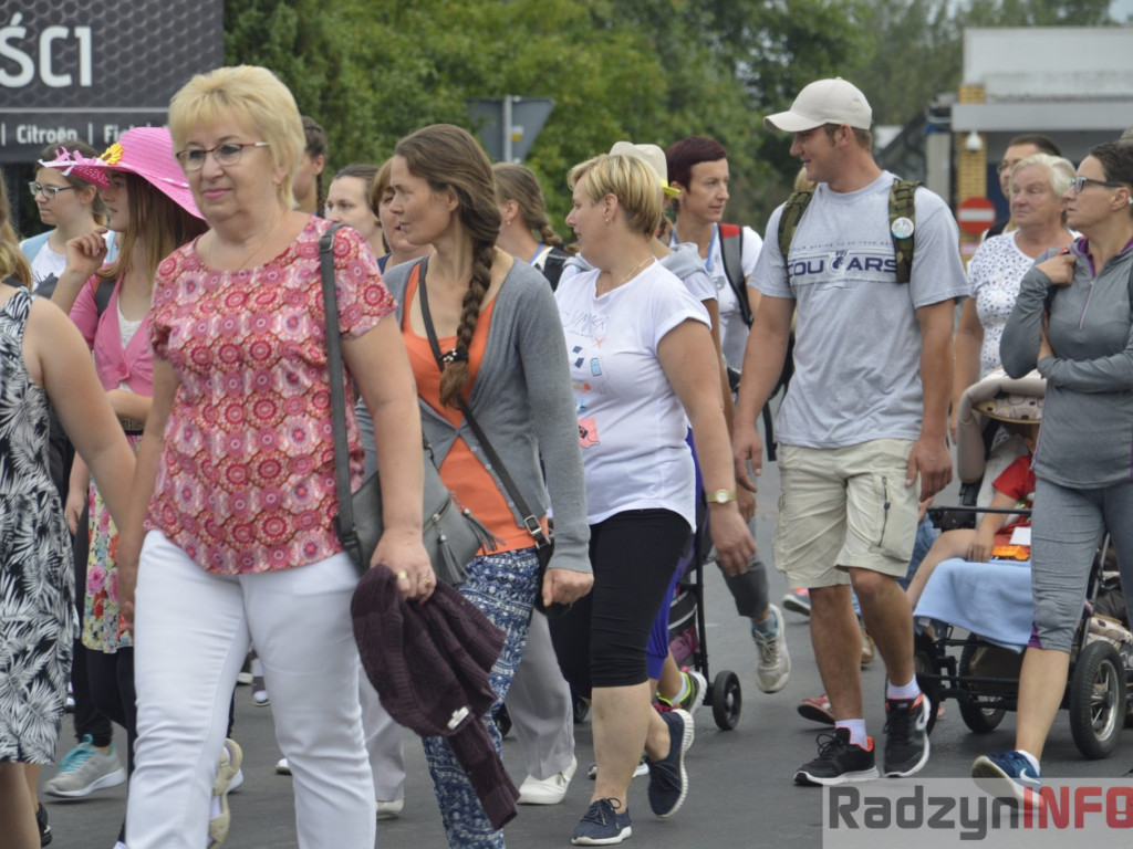 Ruszyli przed oblicze Matki Bożej