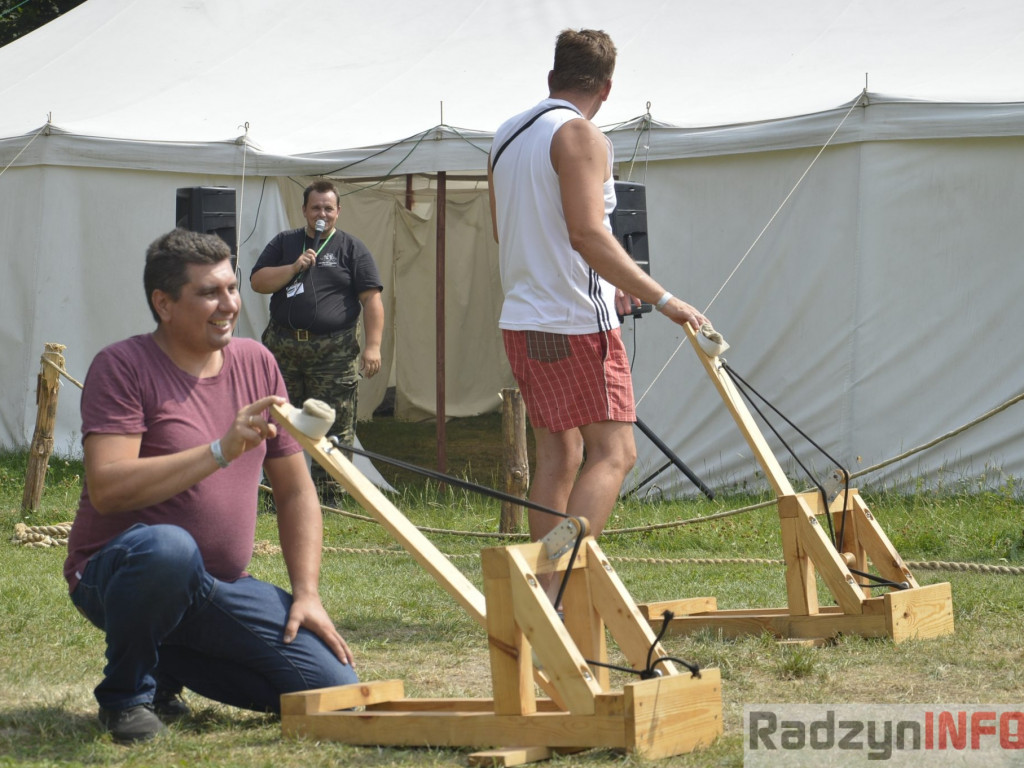 Skórzane kamizelki  i ryk silników