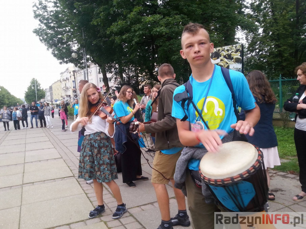 Przed tronem Matki Bożej, dzień 12  (ost.)