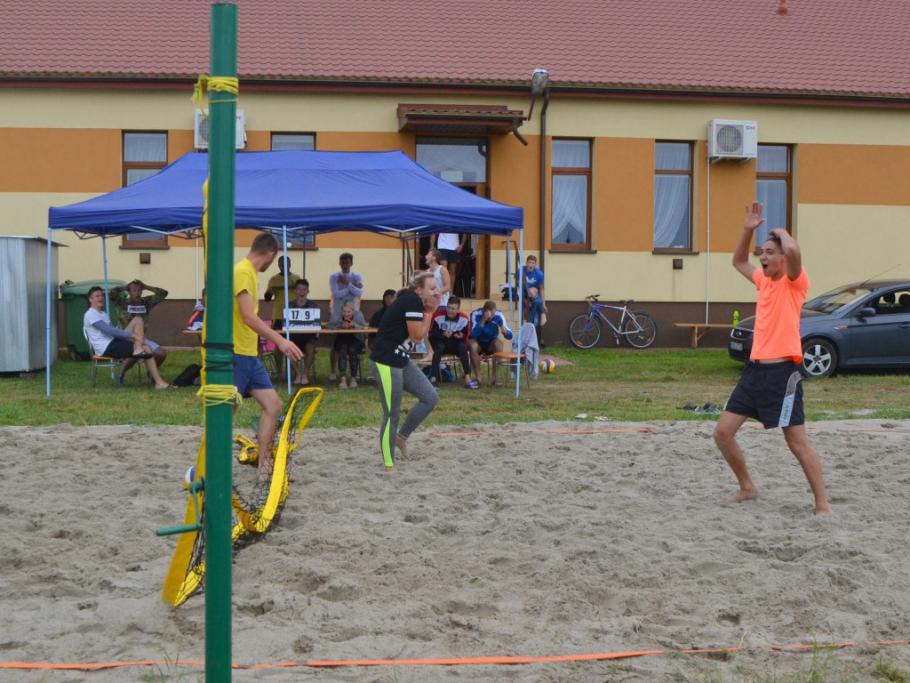 Chłodna plażówka w Bedlnie