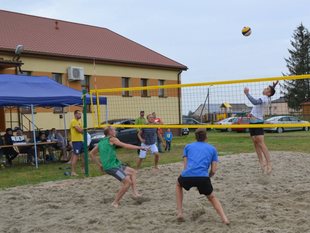Chłodna plażówka w Bedlnie