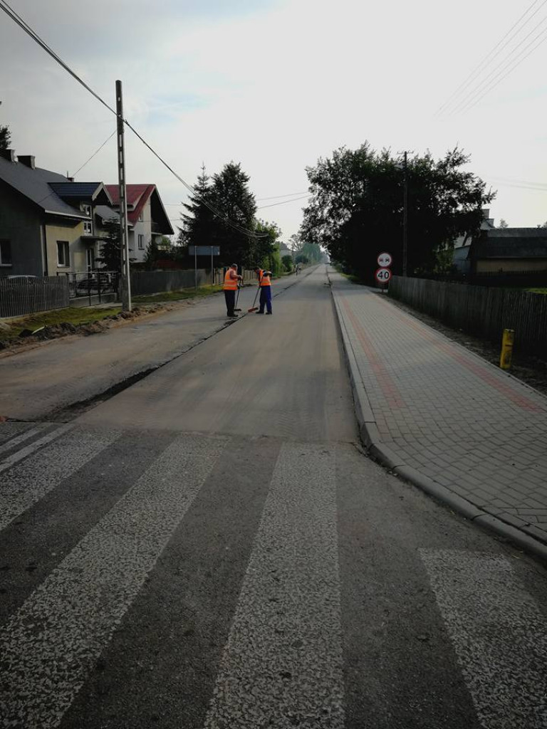Nowa nawierzchnia drogi