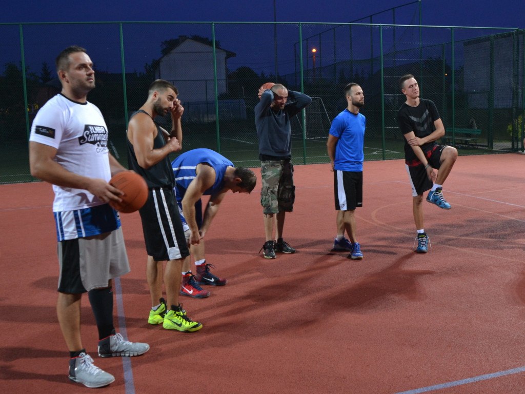 Nocny streetball
