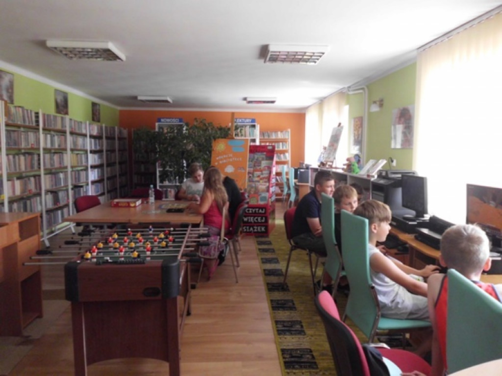 Wakacje w bibliotece 2017