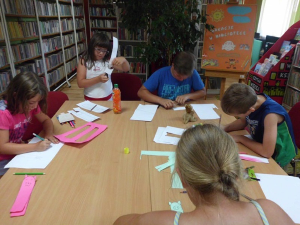 Wakacje w bibliotece 2017