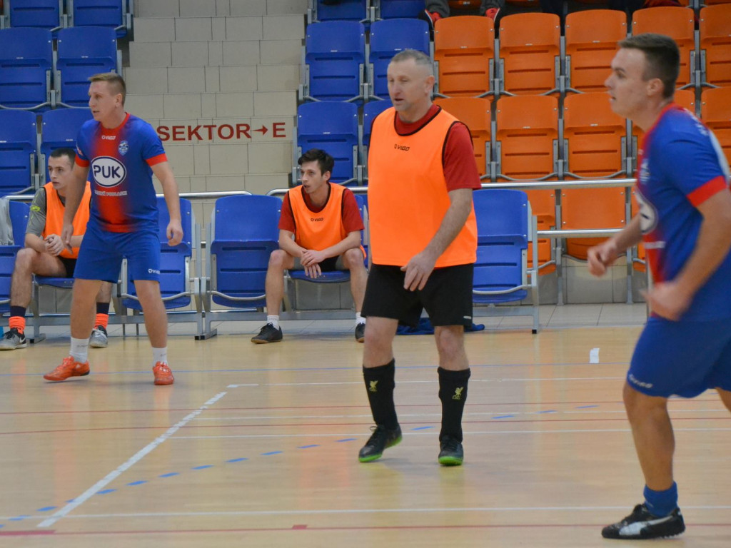 Wąs przed Drinkiem, czyli halówka w gazie