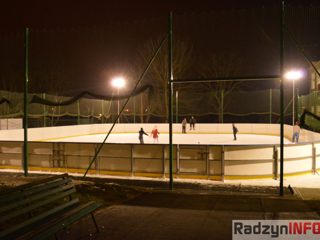 Biały Orlik przy SP 2