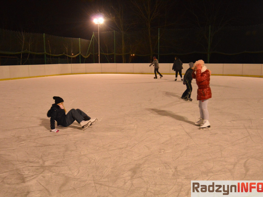 Biały Orlik przy SP 2