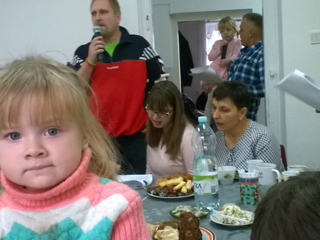 Świąteczny Ósmy Kolor Tęczy