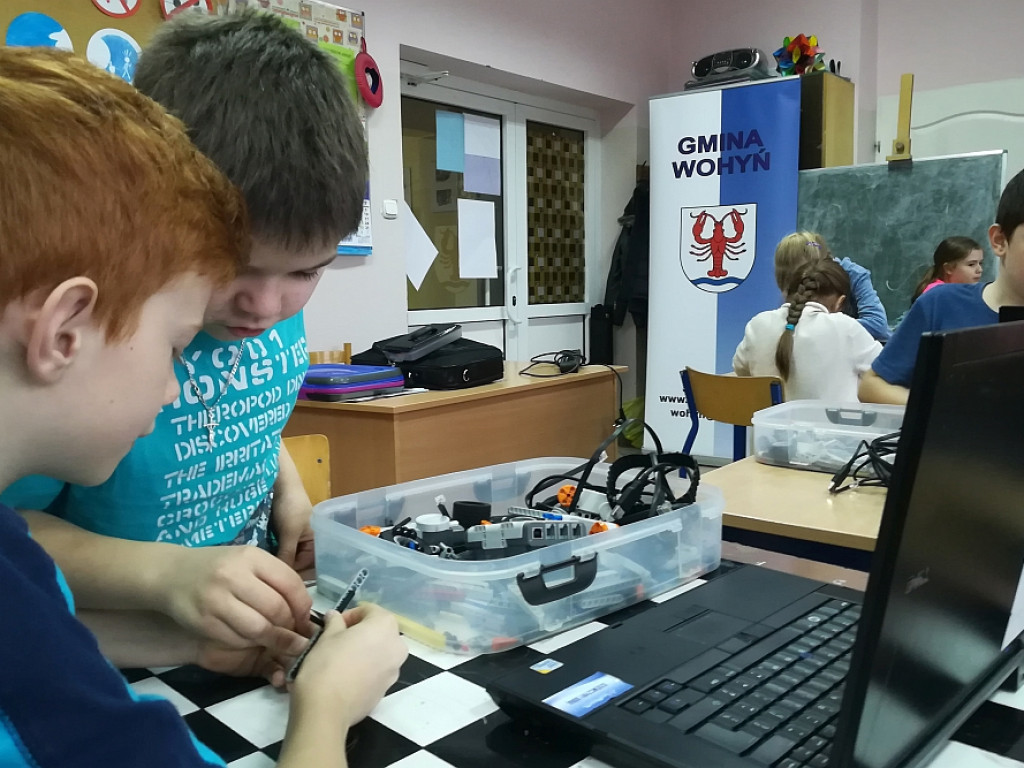 Warsztaty z robotyki i astronomii w Gminie Wohyń