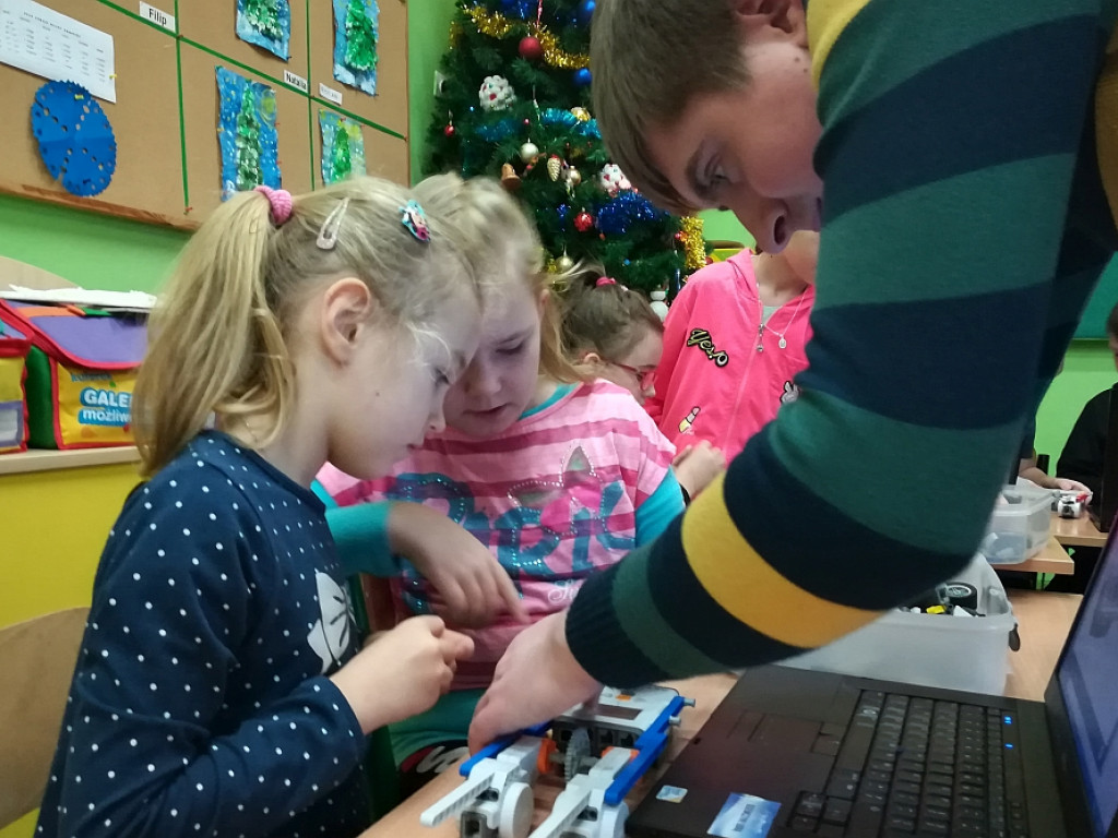 Warsztaty z robotyki i astronomii w Gminie Wohyń