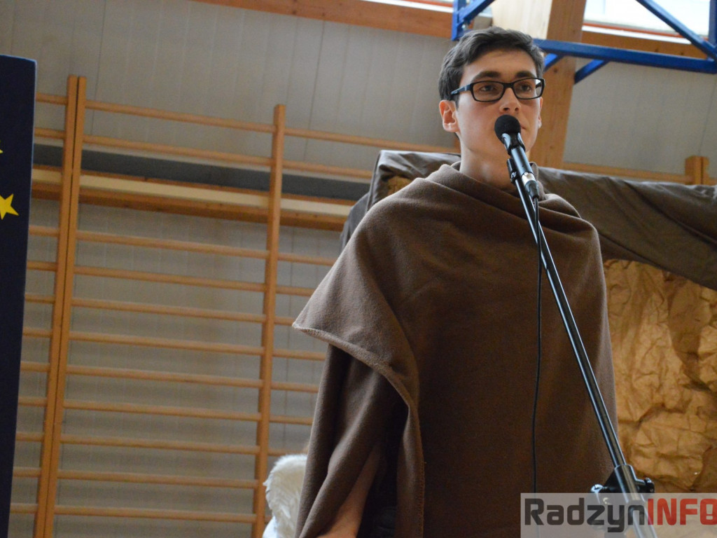 Wesołe jasełka w I LO