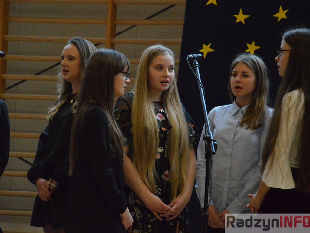 Wesołe jasełka w I LO