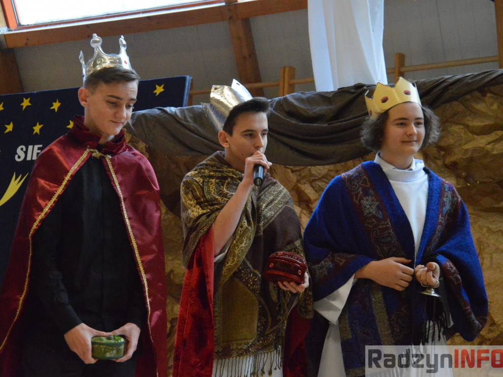 Wesołe jasełka w I LO