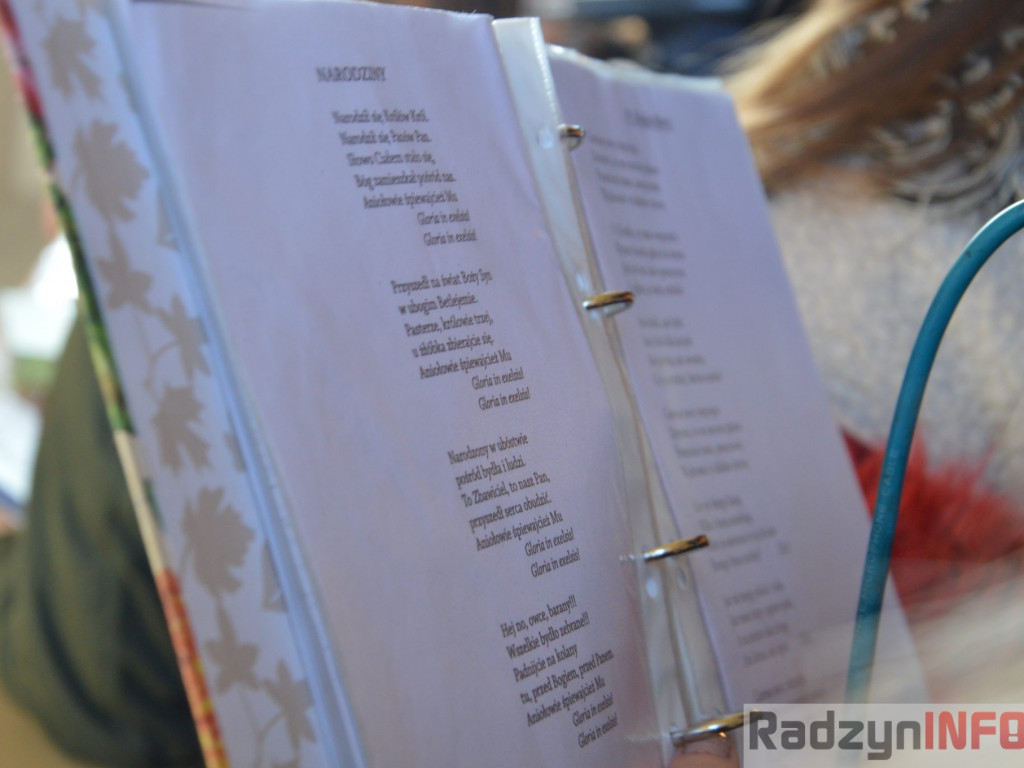 Kolęda z chórem młodzieżowym