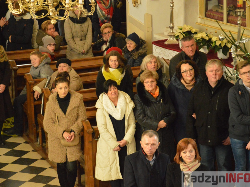 Kolęda z chórem młodzieżowym