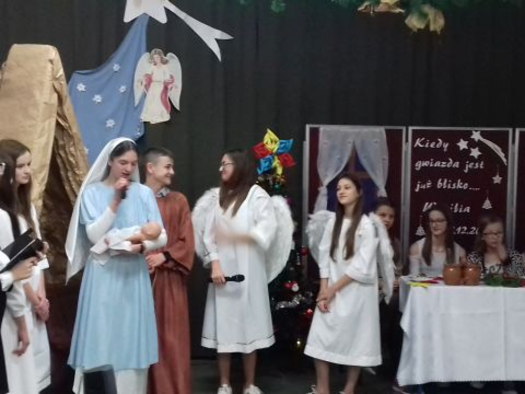 Jasełka w Oddziale Przedszkolnym i SP