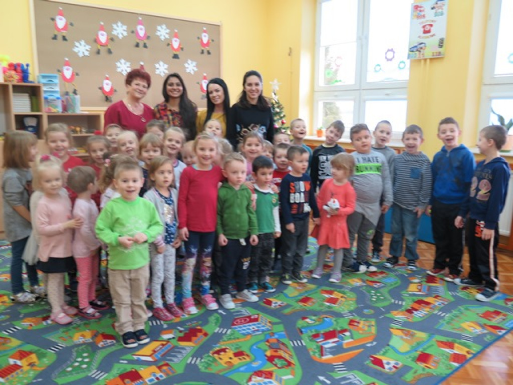 Językowy wolontariat w Szkole Podstawowej w Domaszewnicy