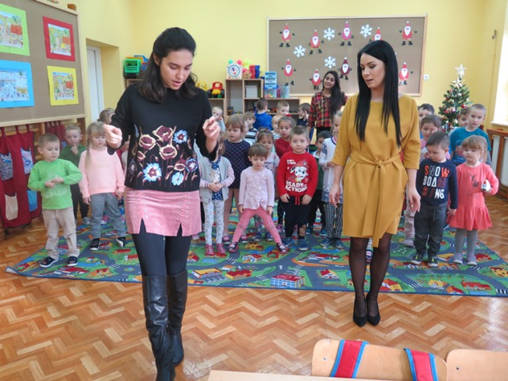 Językowy wolontariat w Szkole Podstawowej w Domaszewnicy