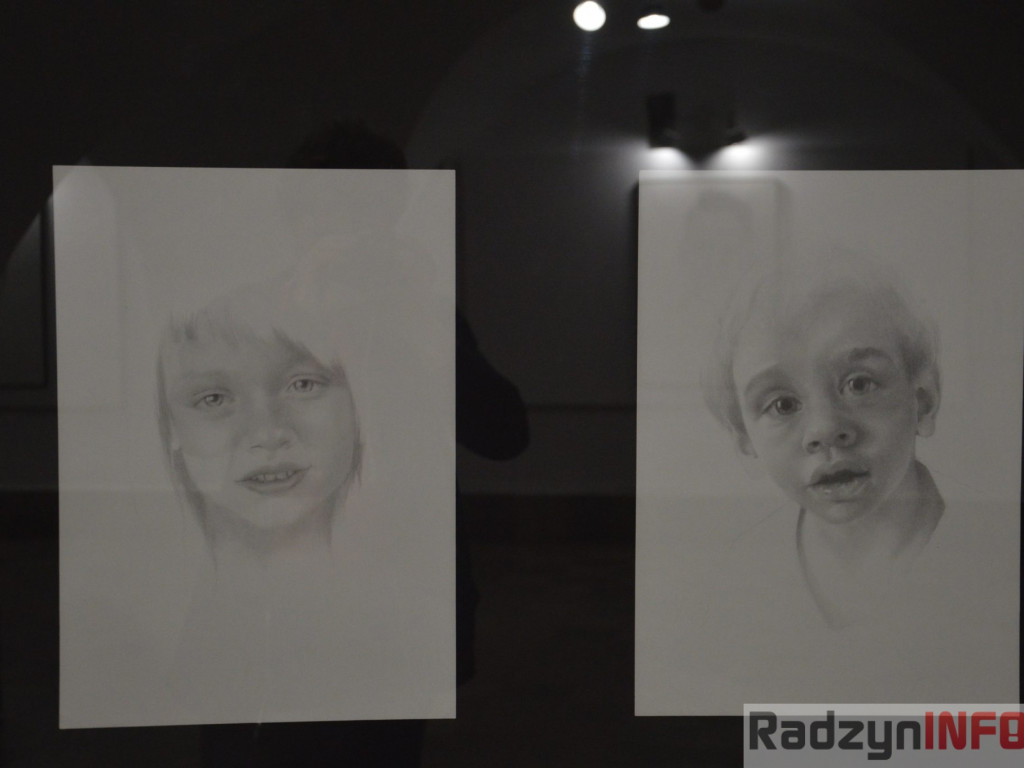Wystawa rysunku Antoniny Bożym-Rotari