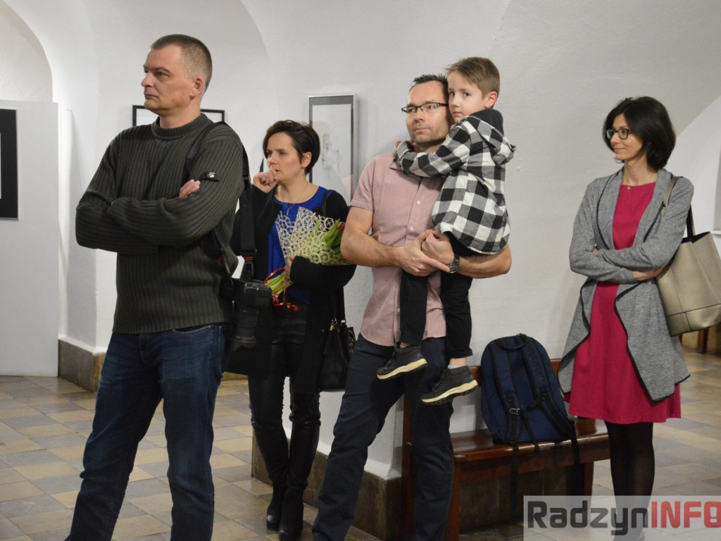 Wystawa rysunku Antoniny Bożym-Rotari