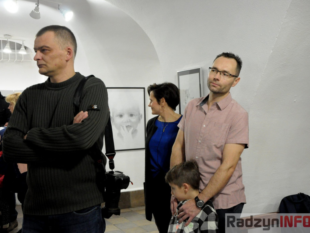 Wystawa rysunku Antoniny Bożym-Rotari