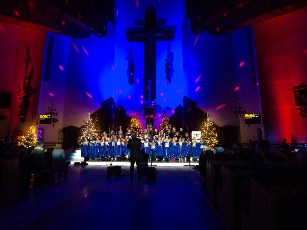 Rodzinne kolędowanie w MBNP