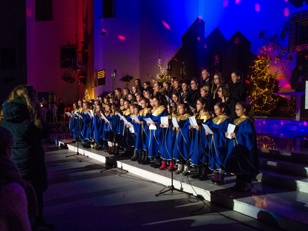 Rodzinne kolędowanie w MBNP