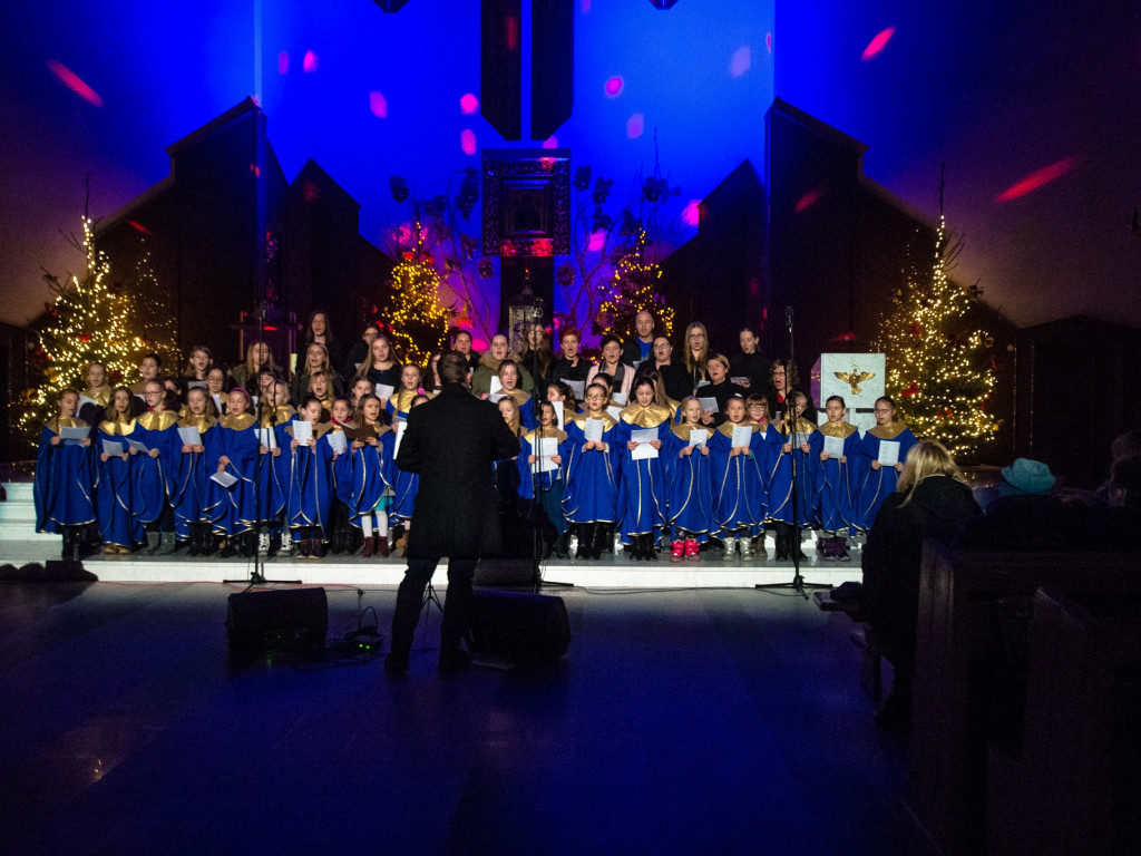 Rodzinne kolędowanie w MBNP