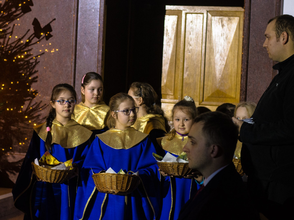 Rodzinne kolędowanie w MBNP
