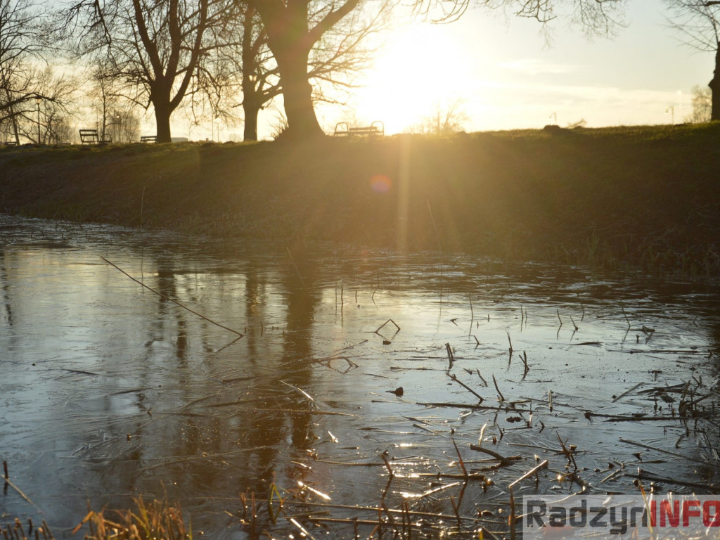 Na Pałac powiało chłodem
