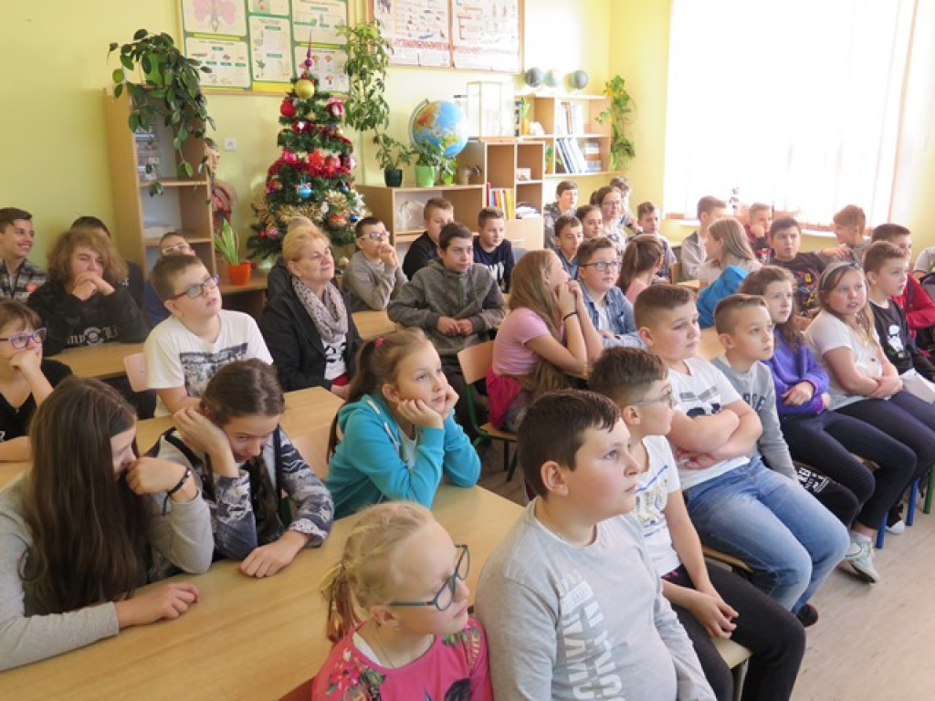 Warsztaty językowe i kulturoznawcze w Szkole Podstawowej w Domaszewnicy