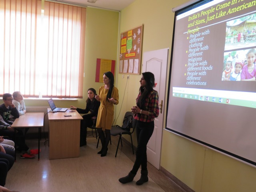 Warsztaty językowe i kulturoznawcze w Szkole Podstawowej w Domaszewnicy