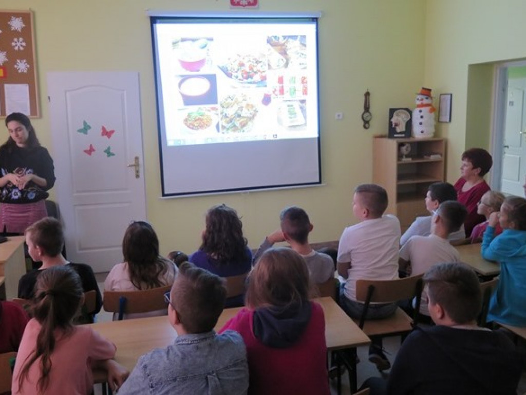 Warsztaty językowe i kulturoznawcze w Szkole Podstawowej w Domaszewnicy