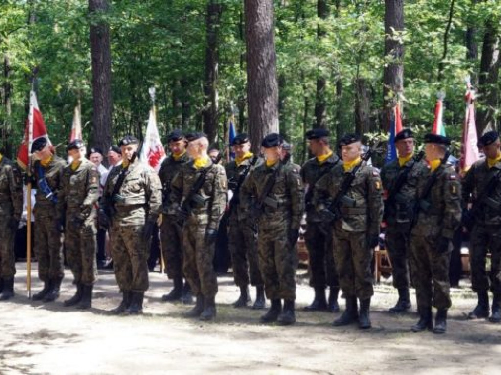 Blizna na twarzy Ojczyzny - uroczystości na Uroczysku 