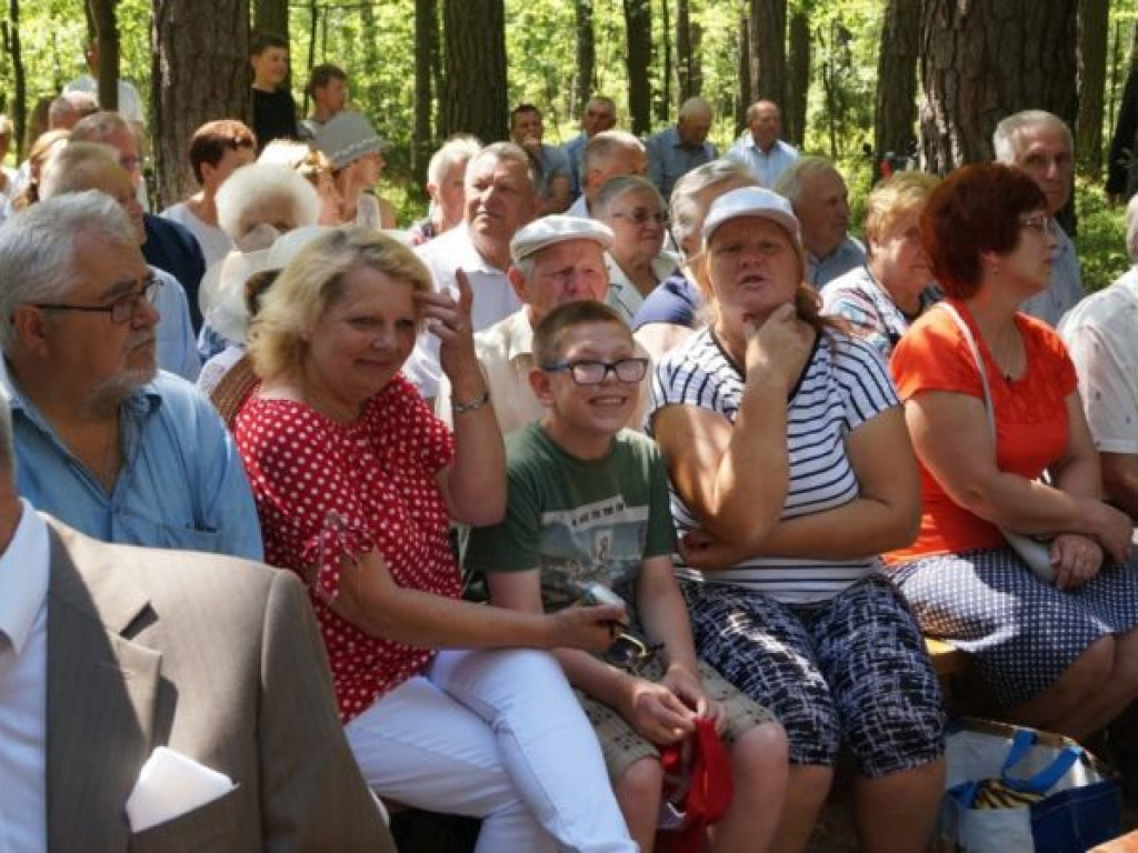 Blizna na twarzy Ojczyzny - uroczystości na Uroczysku 