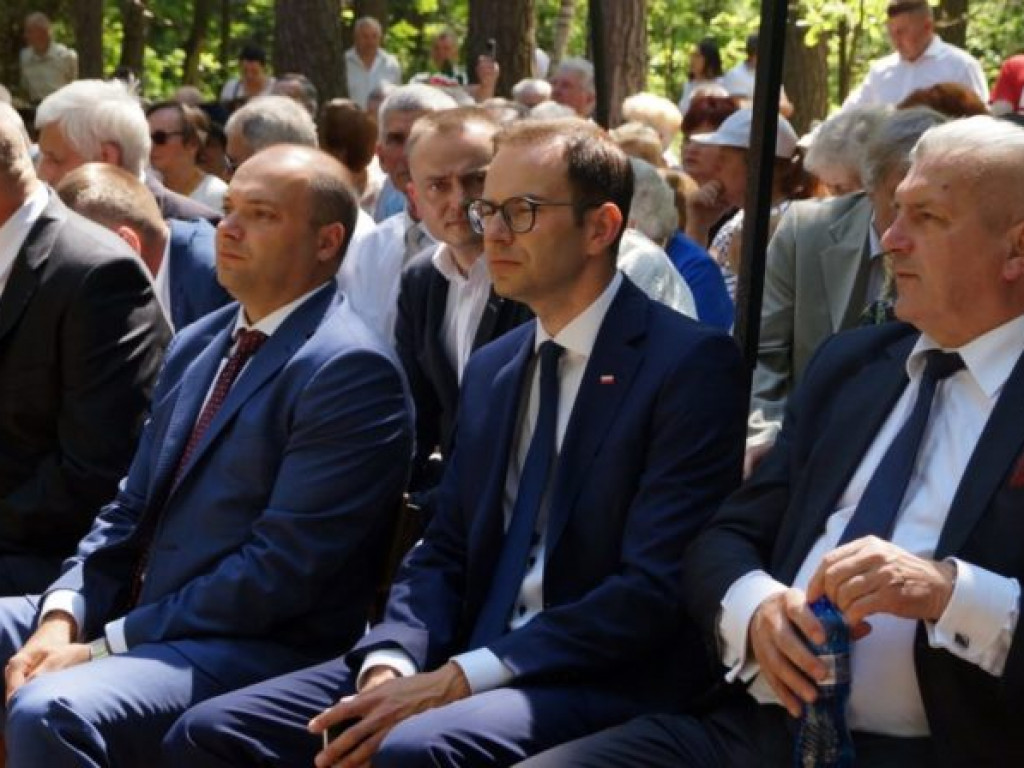 Blizna na twarzy Ojczyzny - uroczystości na Uroczysku 