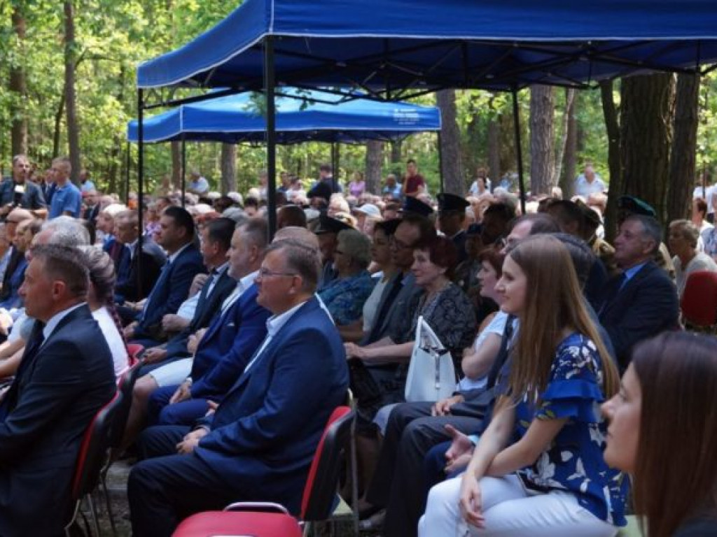 Blizna na twarzy Ojczyzny - uroczystości na Uroczysku 