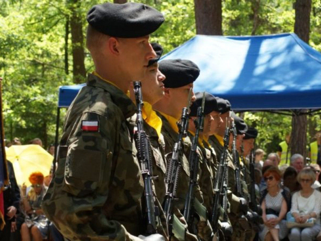 Blizna na twarzy Ojczyzny - uroczystości na Uroczysku 