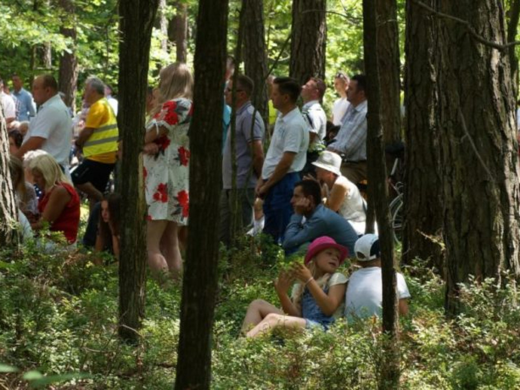 Blizna na twarzy Ojczyzny - uroczystości na Uroczysku 