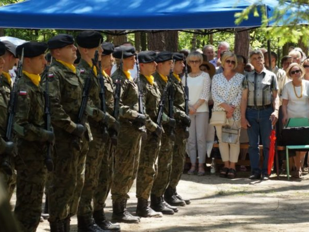 Blizna na twarzy Ojczyzny - uroczystości na Uroczysku 