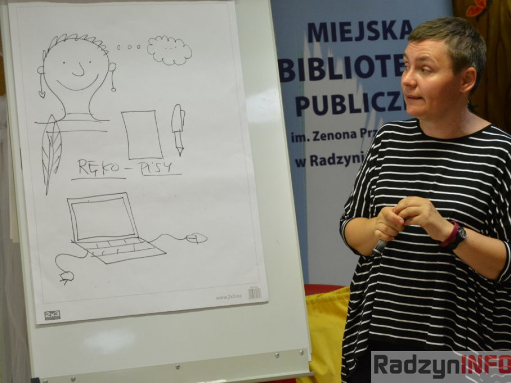 Patriotyzm na wesoło - spotkanie z pisarką Zofią Stanecką w MBP