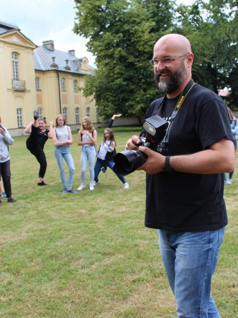 Fotograf, czyli ten, któremu płacą za patrzenie - warsztaty z Maxem Skrzeczkowskim