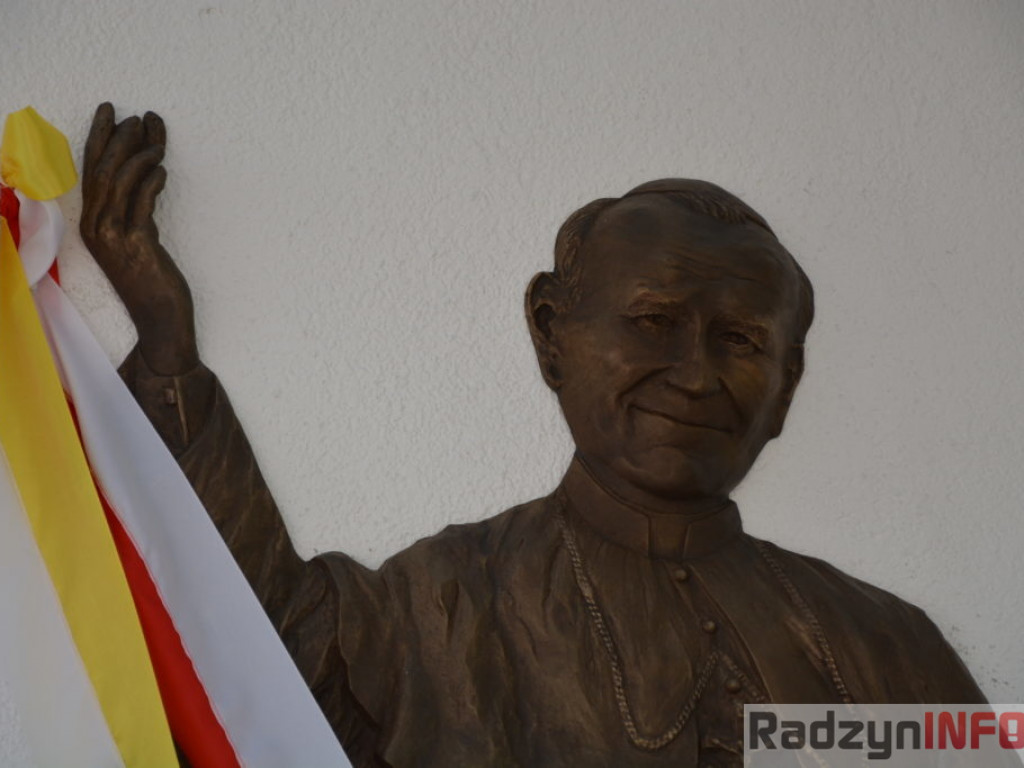 Odsłonięcie pomnika Jana Pawła II